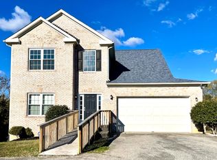 12003 E Piscataway Rd, Clinton, MD 20735