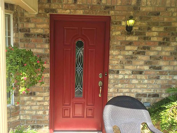 4th image of 2042 Silverado Ct