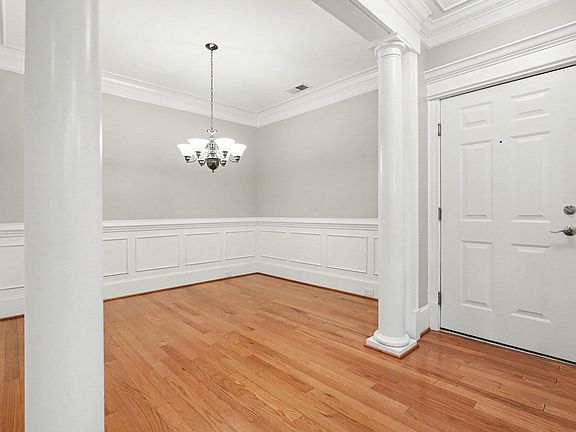 4th image of 511 Waterford Lake Dr