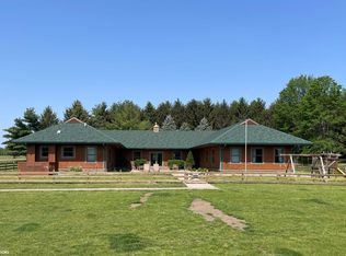 1643 Pleasant Plain Rd, Fairfield, IA 52556