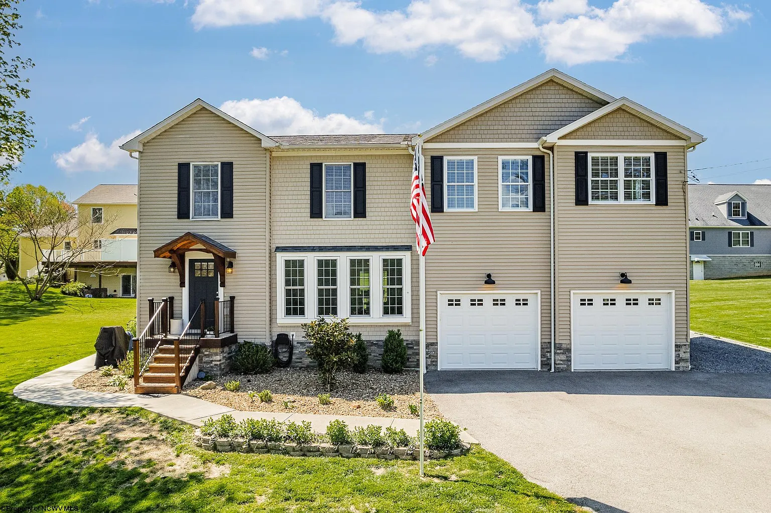18 Pickadilly Way photo 1
