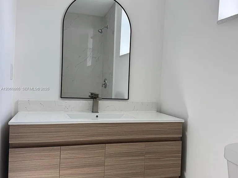 1115 W 38th Ter #50 — Photo 12