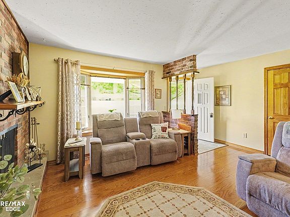 3rd image of 10247 E Coldwater Rd