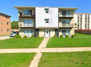 7230 W 86th St APT 1B, Bridgeview, IL 60455