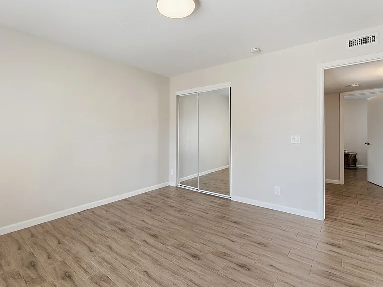 2524 T St #16 — Photo 19