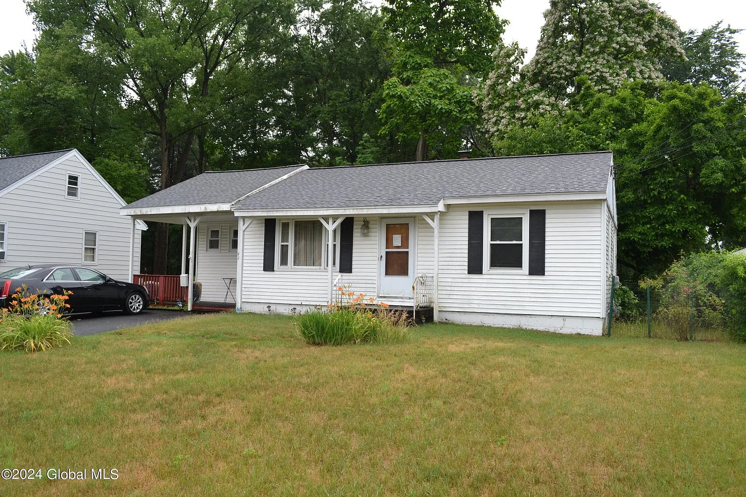 2 bed, 825 sqft, $2,000 — Photo 1