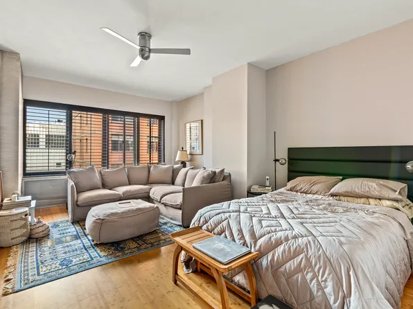 529 West 42nd Street image 15 of 17