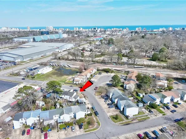 213 Seabridge Road, Virginia Beach, VA 23451