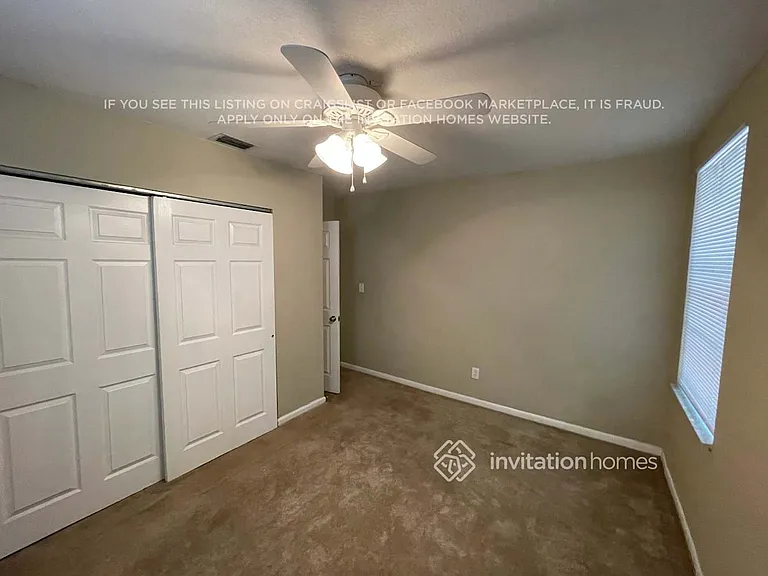 939 Lakewood Ave — Photo 9