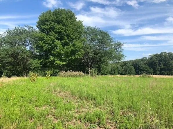 W River Rd, Niles, MI 49120