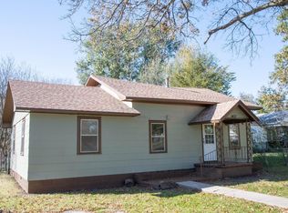 1407 N 3rd St, Neodesha, KS 66757
