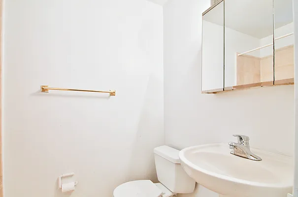 Rented by Platinum Properties | media 5