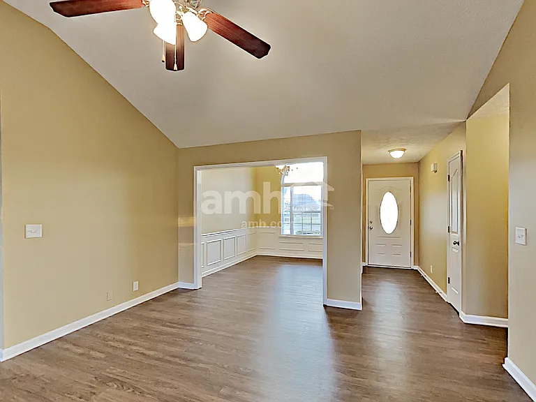 4328 Pender Ct — Photo 7