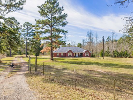 5354 County Road 462 S, Henderson, TX 75654