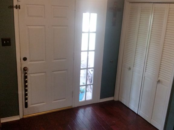 5th image of 6409 Chapman Dr