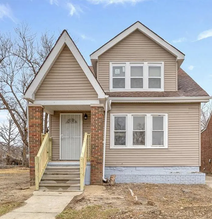 4 bed, 1200 sqft, $1,500 — Photo 1