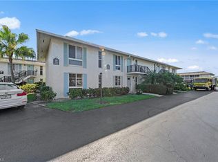 219 Palm DR #1, NAPLES, FL 34112