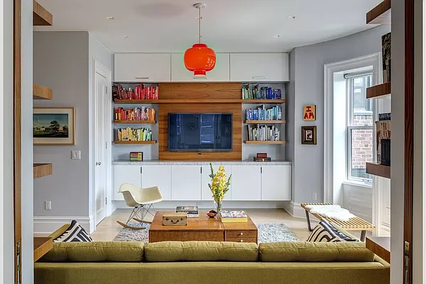 Sold by Stribling | media 19