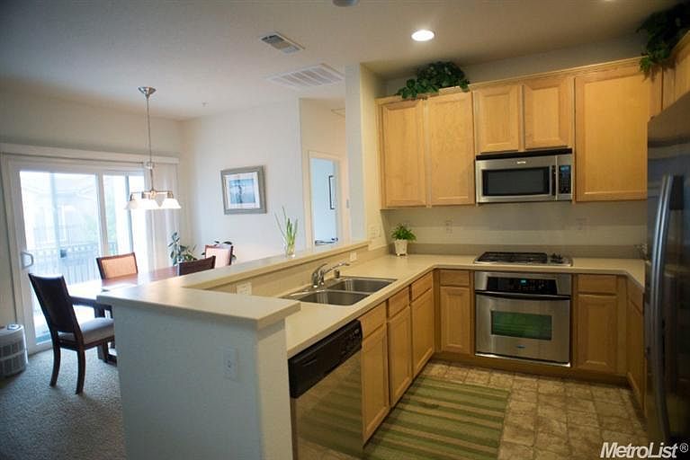 1st image of 3301 N Park Dr Unit 1811