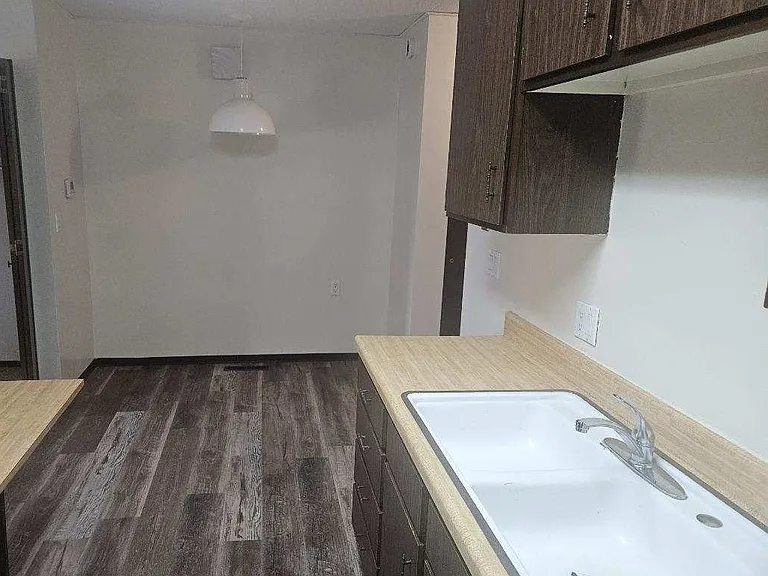 Heritage West Apartments — Photo 32