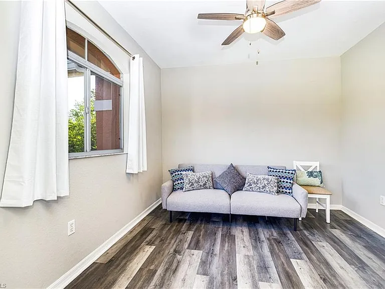 6361 Aragon Way #303 — Photo 28