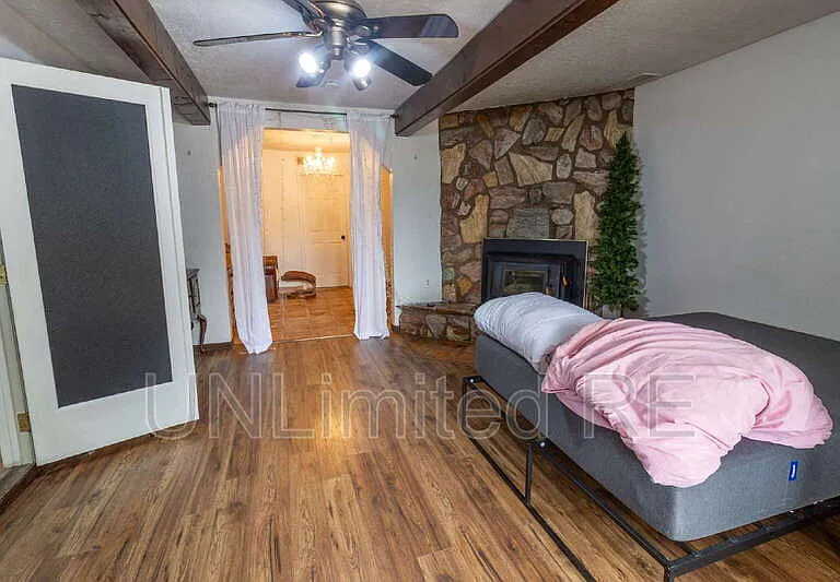 3565 N Manor Rd — Photo 16