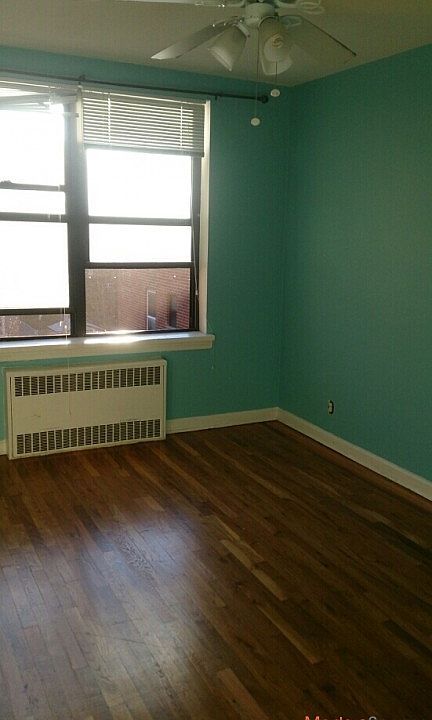2nd image of 2519 30th Dr APT 1O