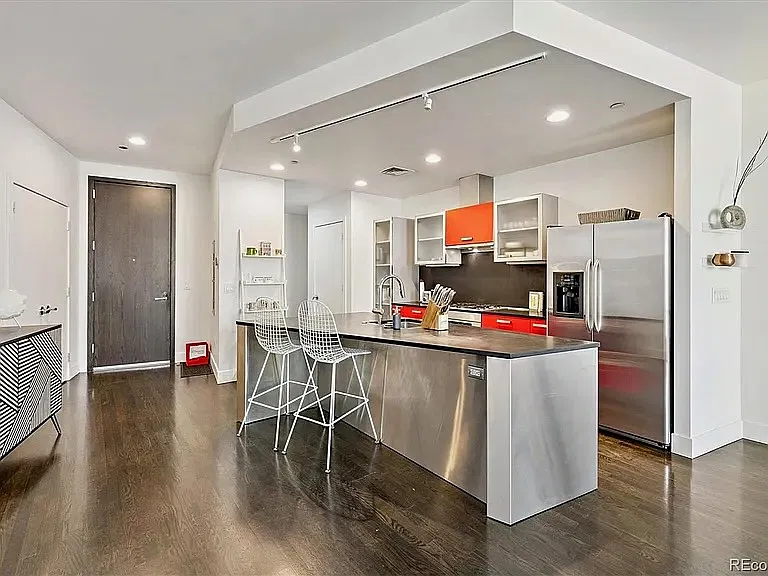 1200 Acoma St - 1 — Photo 4