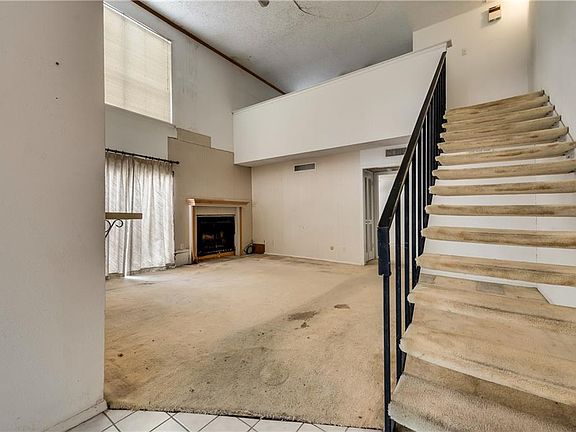3rd image of 1913 Place One Ln