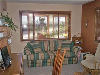 4th image of 702 Sperry Dr