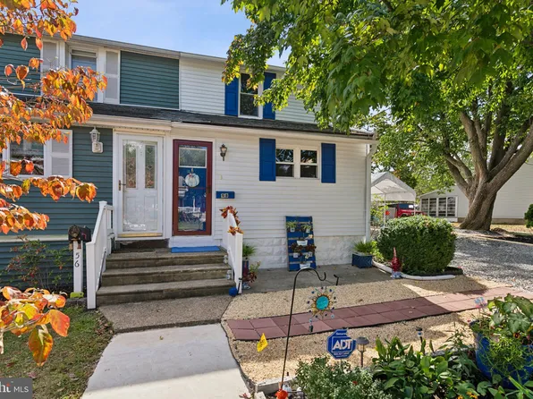58 Walnut Ave, Bellmawr, NJ 08031