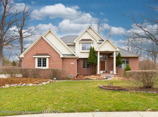 5610 Silverleaf Ct, Haslett, MI 48840