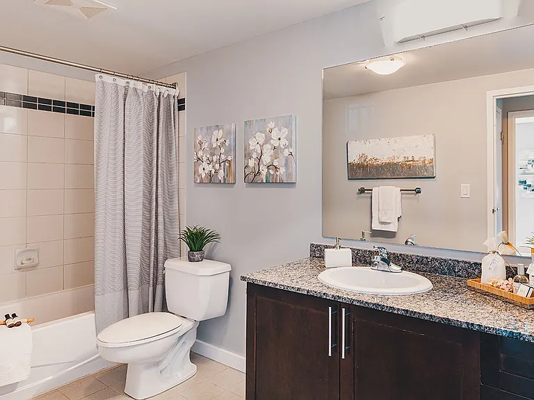17 Aberdeen St #102 — Photo 5