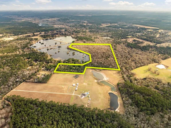 S Moody Ln, Cleveland, TX 77328