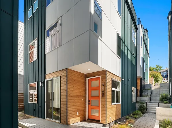 910 15th Avenue #B, Seattle, WA 98122