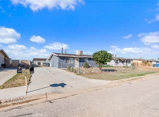 35208 Walnut St, Barstow, CA 92311