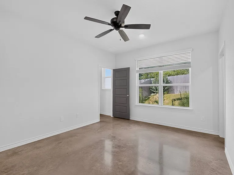 2306 Ocean Ave #B — Photo 5