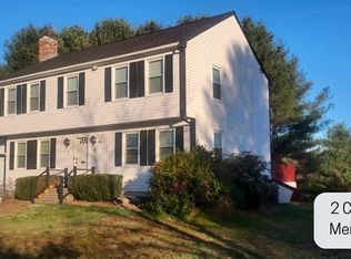 2 Colonial Dr, Mendon, MA 01756