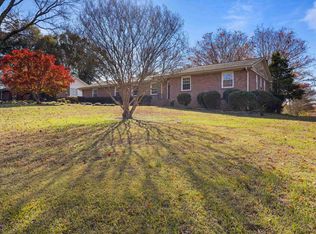 800 Richbourg Rd, Greenville, SC 29615