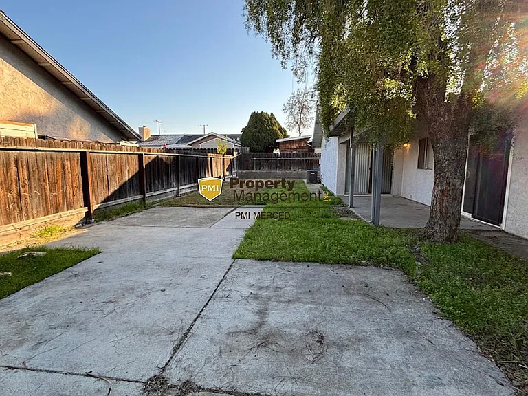 5209 Stillwater Dr — Photo 14