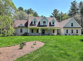 26 Old Richmond Townhouse Rd, Carolina, RI 02812