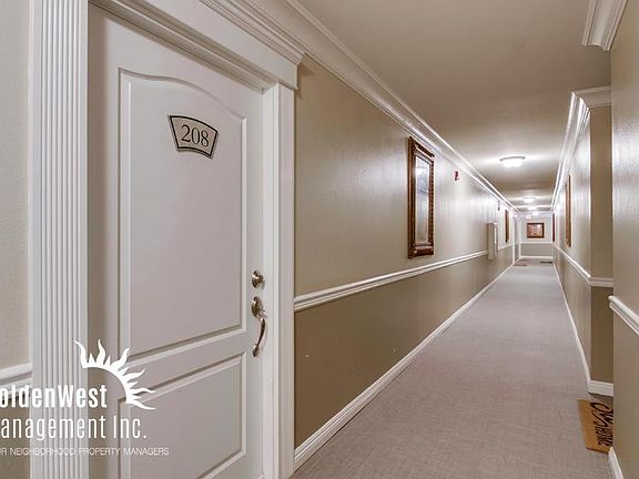 3rd image of 840 Turquoise St Unit 208