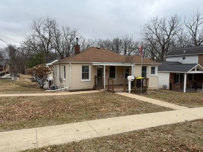390 Greenwood Ave, East Dubuque, IL, 61025