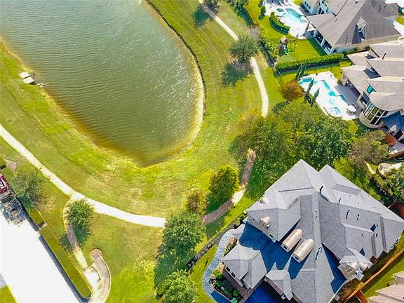 5th image of 15519 Rock Creek Villa Dr