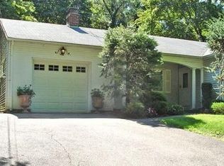 4 Somerstown Rd, Ossining, NY 10562