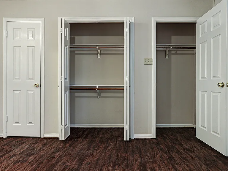 802 Stanford — Photo 10