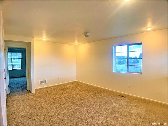 5th image of 4695 Walden Ct