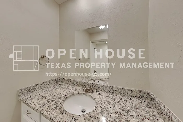 2709 Deep Valley Trl — Photo 16