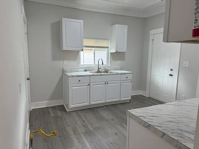 63 Chicago Ave — Photo 7