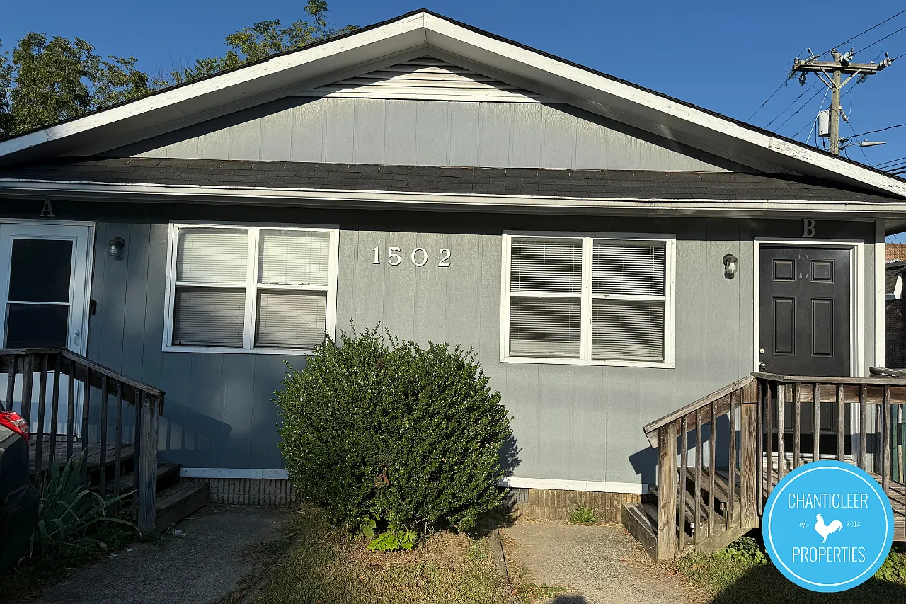 1502 Chapel Hill Road - B — Photo 2